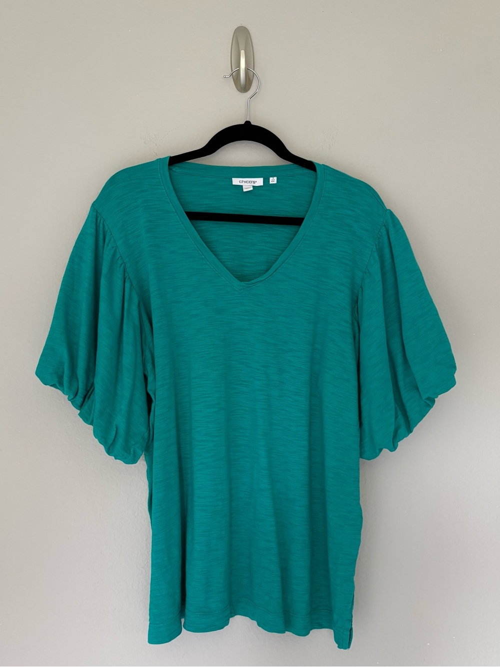 Chico's Emerald Green Puff Sleeve V Neck Cotton Tee Size 4 (XXL)